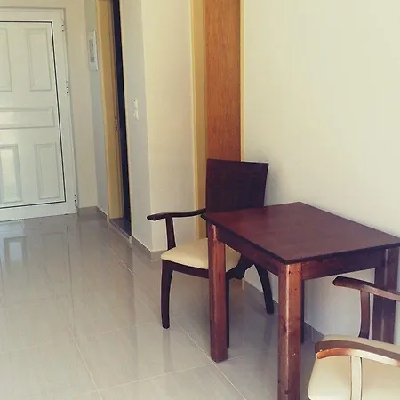 Athina And 2* コス・タウン