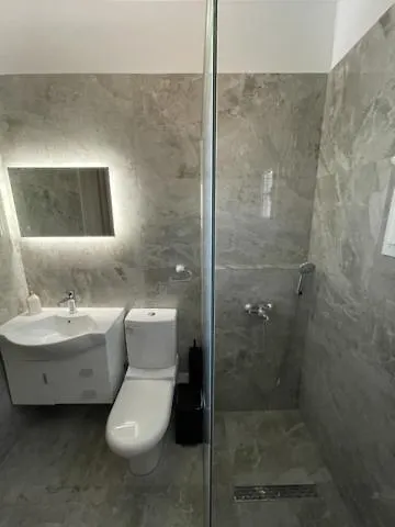 Athina And Apart-hotel 2*