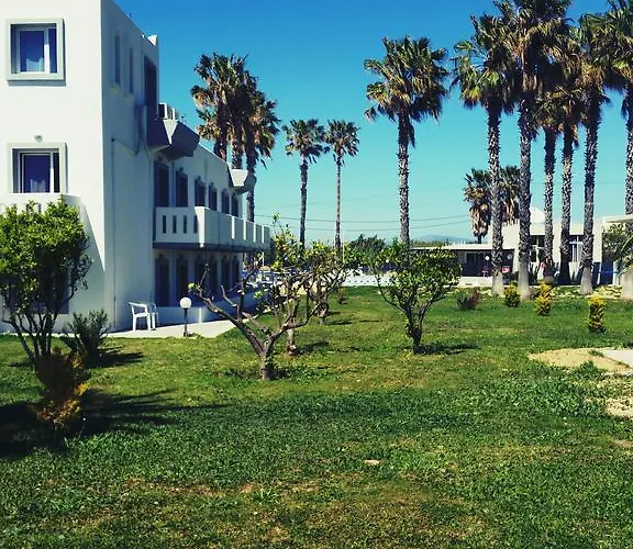 Apart-hotel Athina And