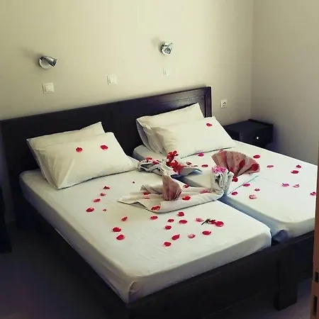 Apart Otel Athina And İstanköy